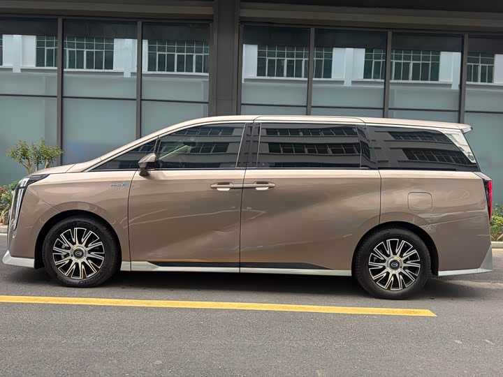 GAC Trumpchi E9 2023 2023款 E9 冠军版
