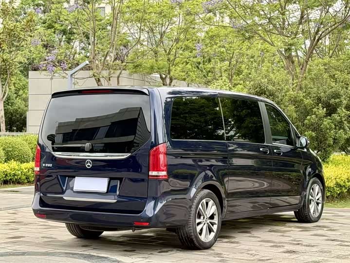 Mercedes-Benz V-Class 2021 2021款 V 260 领航版