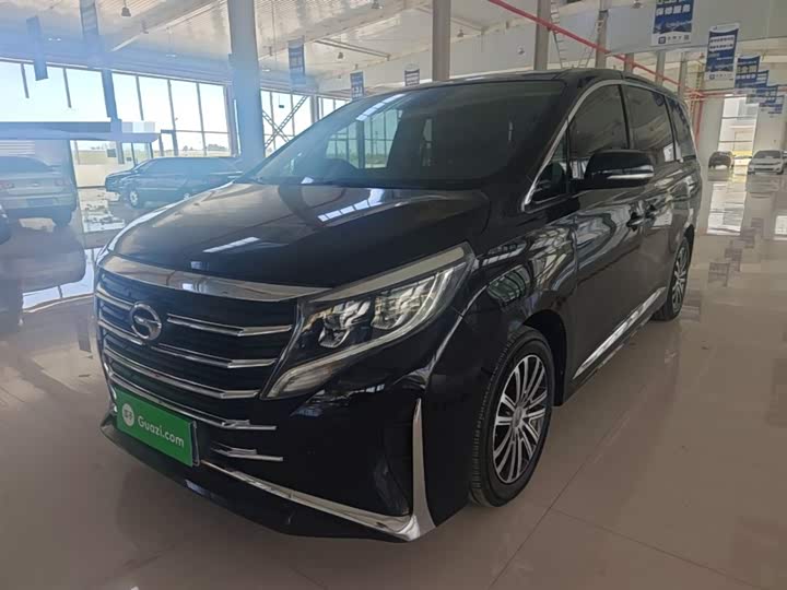 Фото 2 - GAC Trumpchi M8