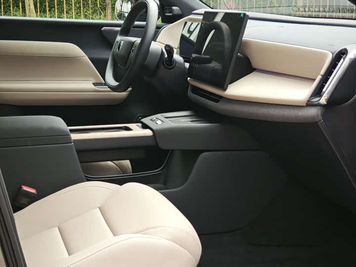 Volvo XC70 Hybrid 2026 2026款 四驱超长续航Core
