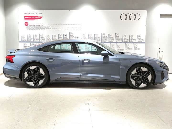 Audi e-tron GT 2023 2023款 基本型