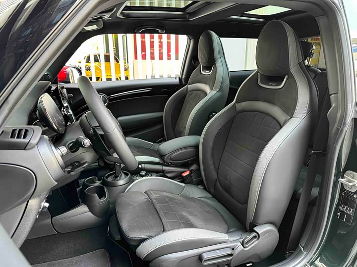 Mini Mini JCW 2021 2021款 2.0T JOHN COOPER WORKS ALL-IN