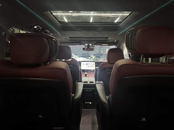 2025 GAC Trumpchi M8