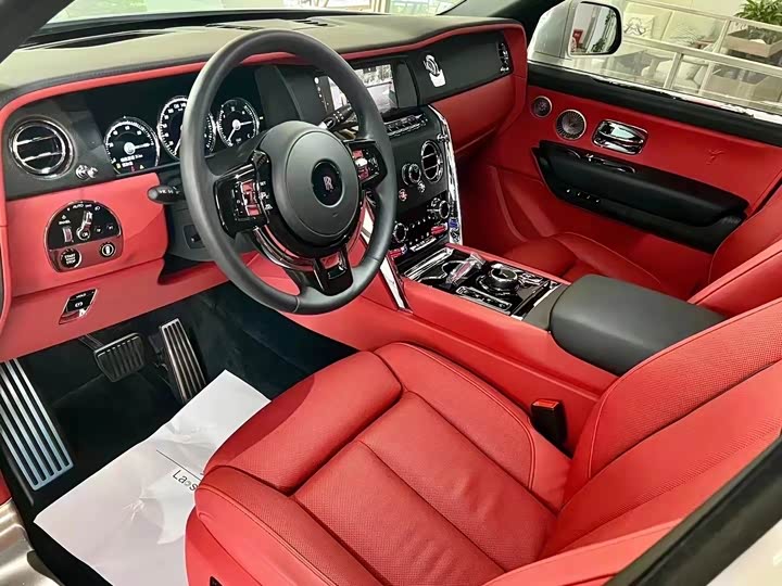 Фото 4 - Rolls-Royce Cullinan