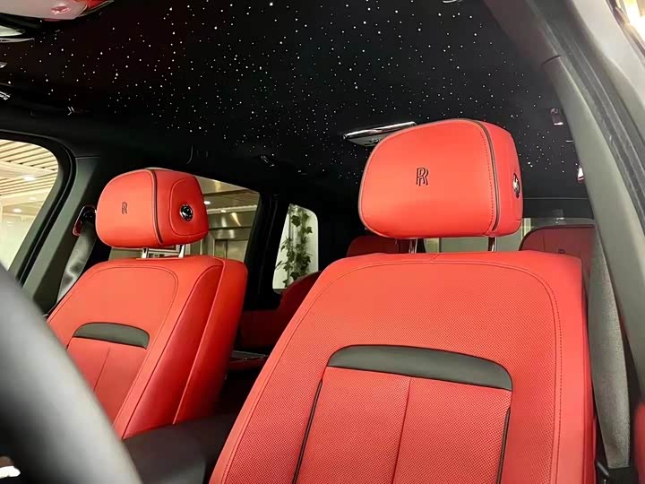 Фото 5 - Rolls-Royce Cullinan