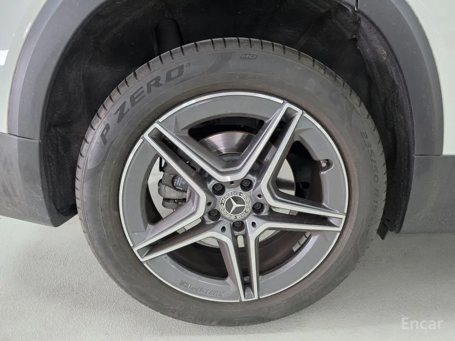 Mercedes-Benz GLB-Class 2020 GLB250 4MATIC