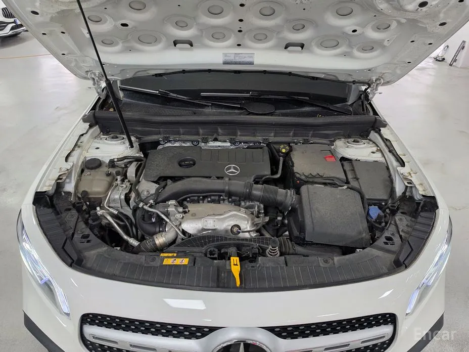 Mercedes-Benz GLB-Class 2020 GLB250 4MATIC