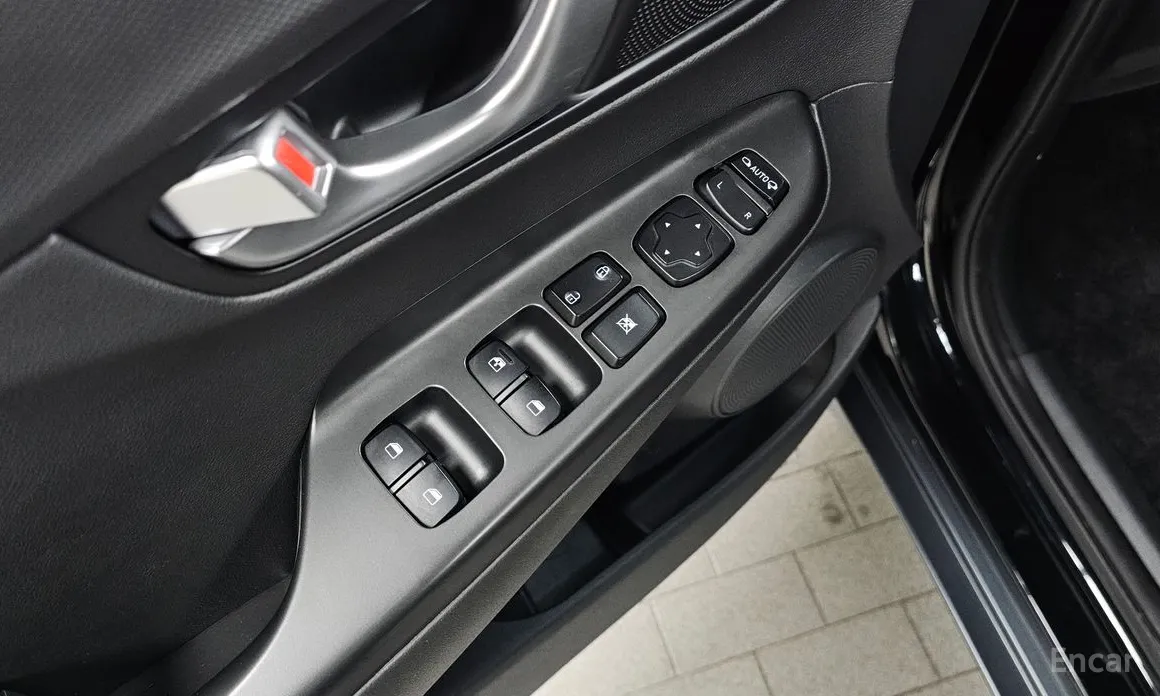 Фото 14 - Hyundai Kona