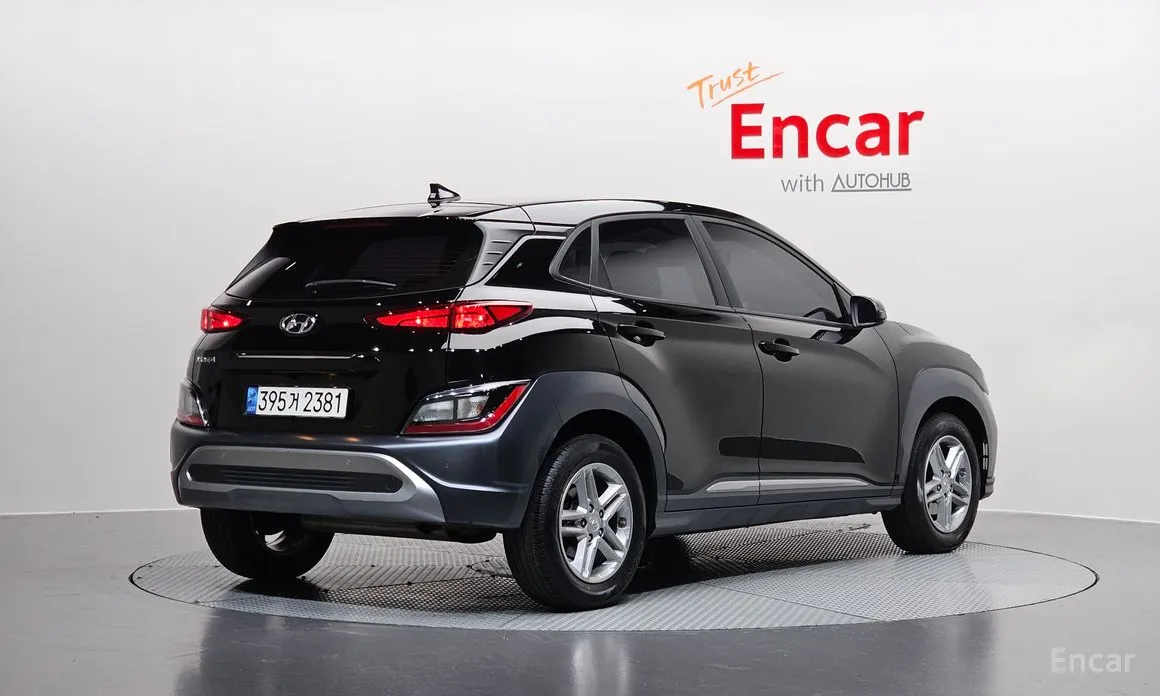 Фото 2 - Hyundai Kona