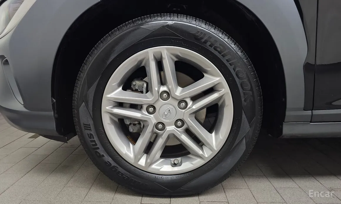 Фото 5 - Hyundai Kona