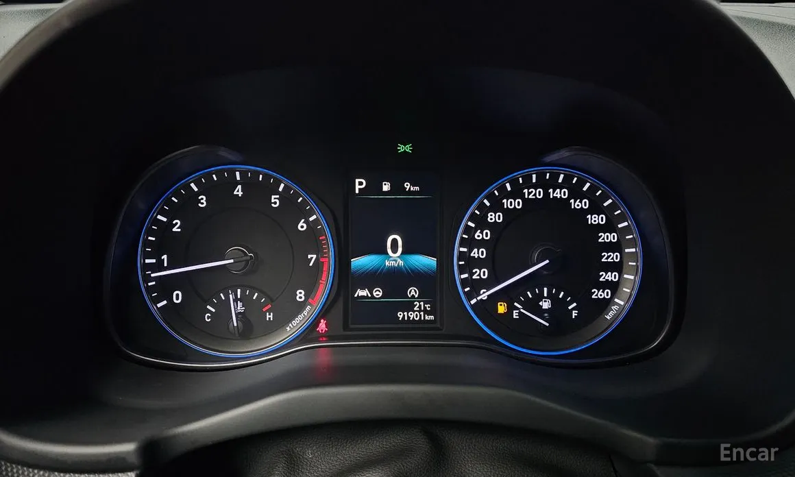 Фото 8 - Hyundai Kona