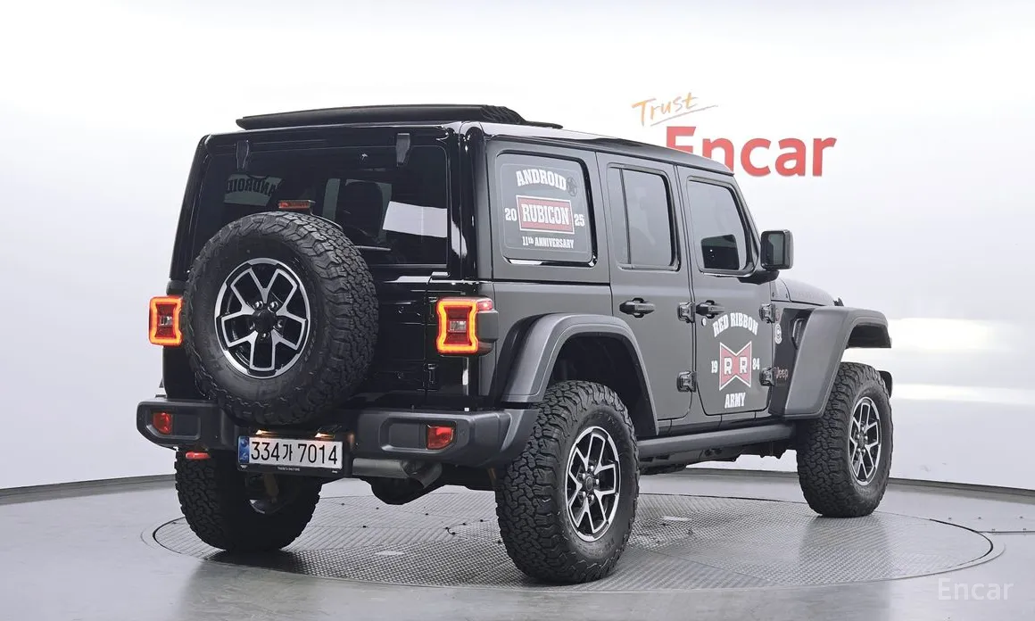 Photo 2 - Jeep Wrangler