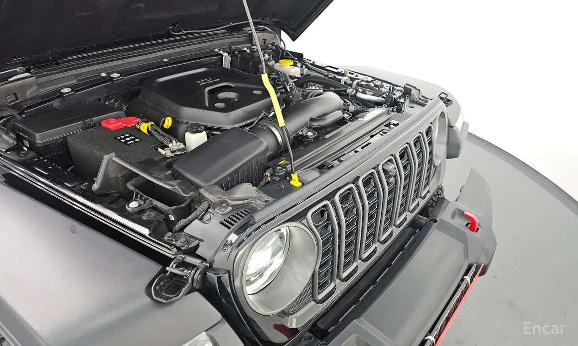Photo 6 - Jeep Wrangler