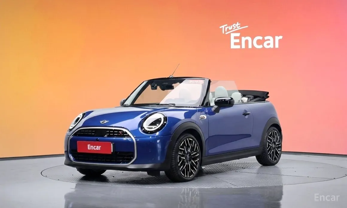 Mini Cooper Convertible 2025 Favoured