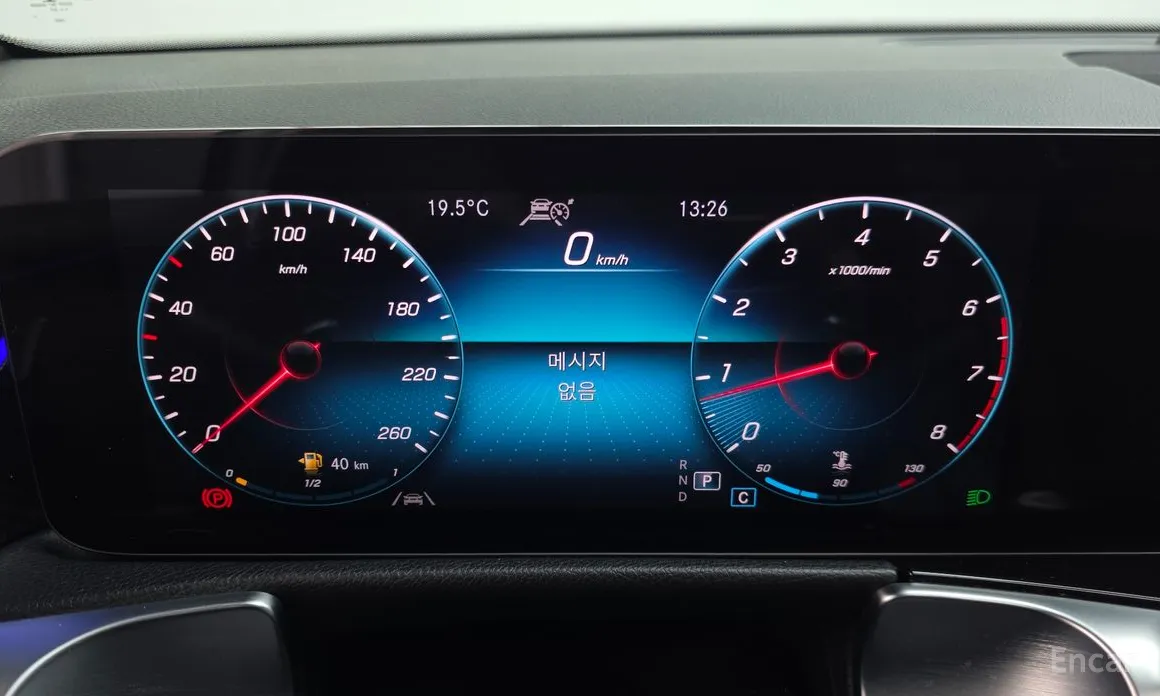 Mercedes-Benz GLB-Class 2020 GLB250 4MATIC