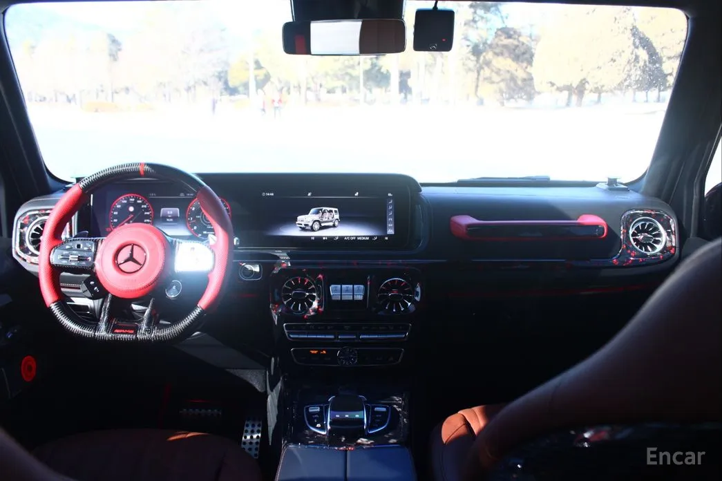 Mercedes-Benz G-Class 2024 AMG G63 Manufaktur