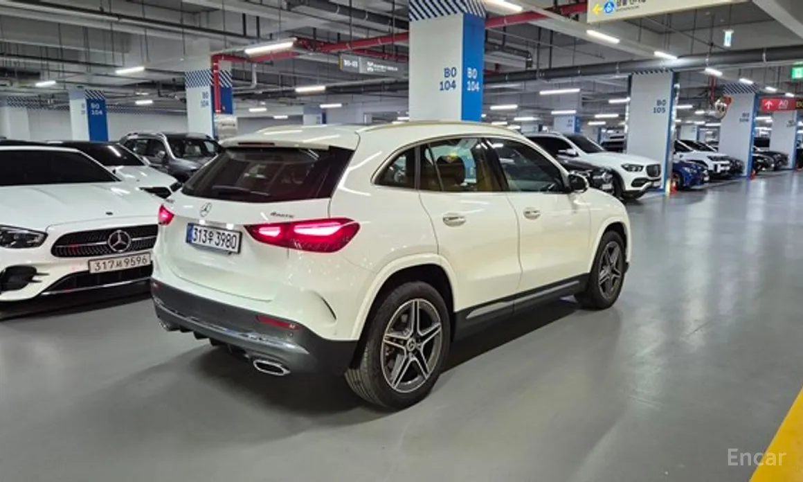 Mercedes-Benz GLA-Class 2020 GLA250 4MATIC