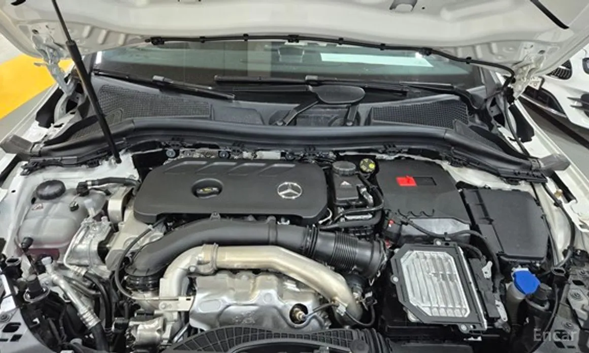 Mercedes-Benz GLA-Class 2020 GLA250 4MATIC