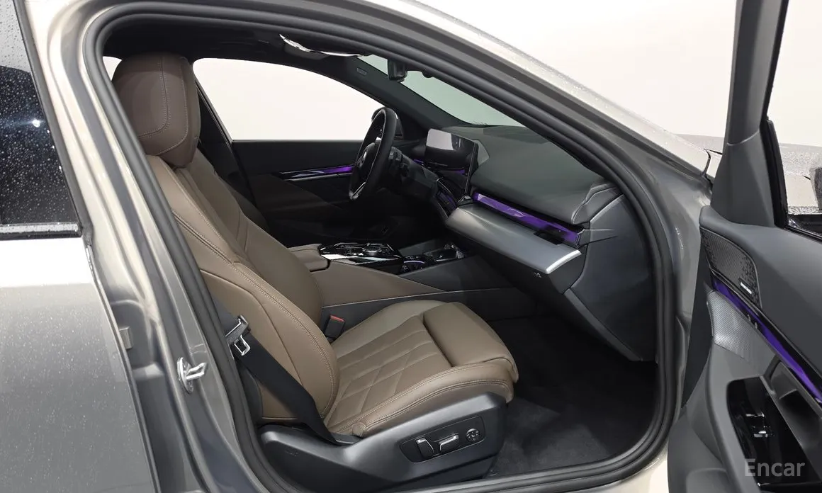 BMW 5 Series 2023 520i M Sport