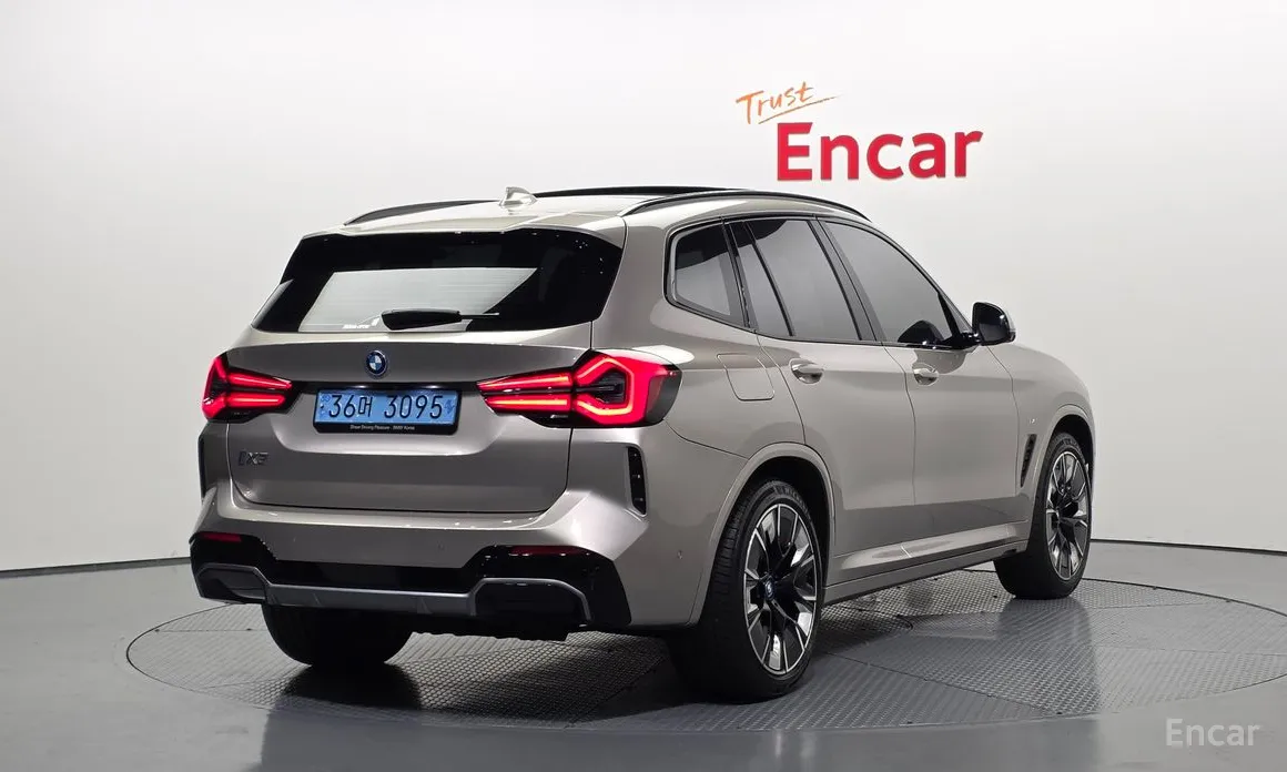 BMW iX3 2021 M Sports
