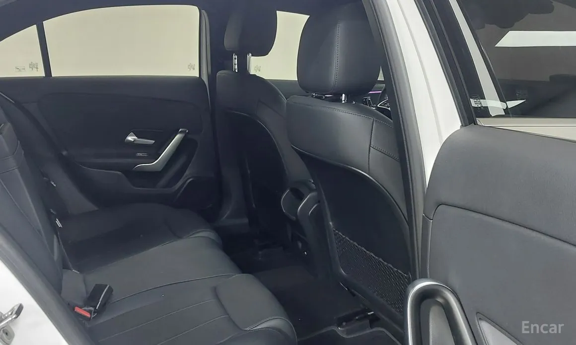 Photo 10 - Mercedes-Benz A-Class