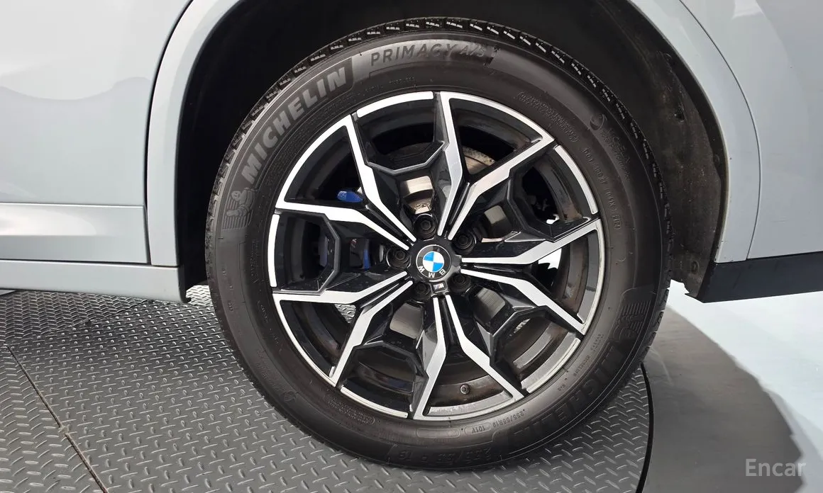 Фото 21 - BMW X4