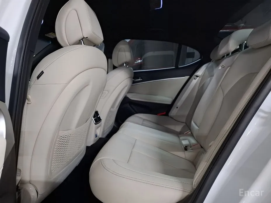 Genesis G70 2020 Gasoline 2.5T 4WD