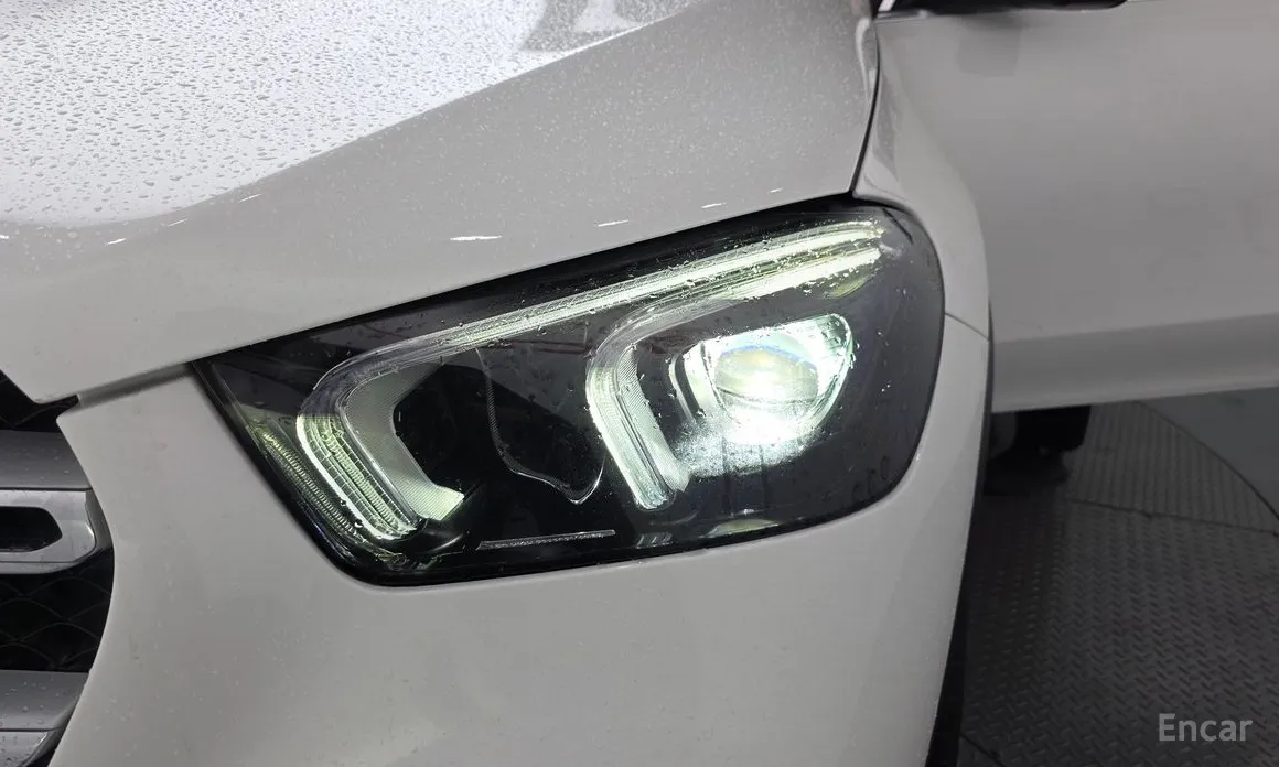 Фото 22 - Mercedes-Benz GLE-Class