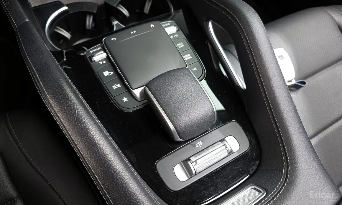 Фото 32 - Mercedes-Benz GLE-Class