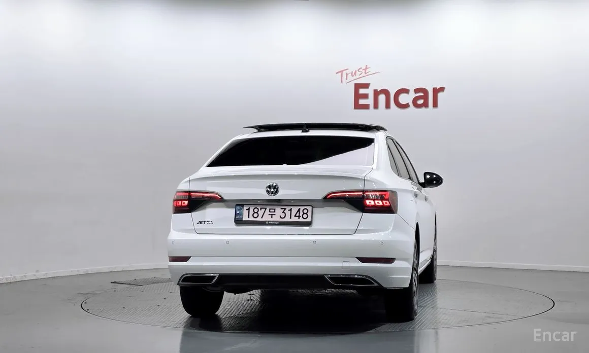 صورة 4 - Volkswagen Jetta