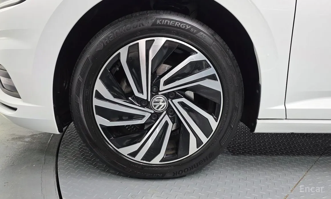 صورة 5 - Volkswagen Jetta