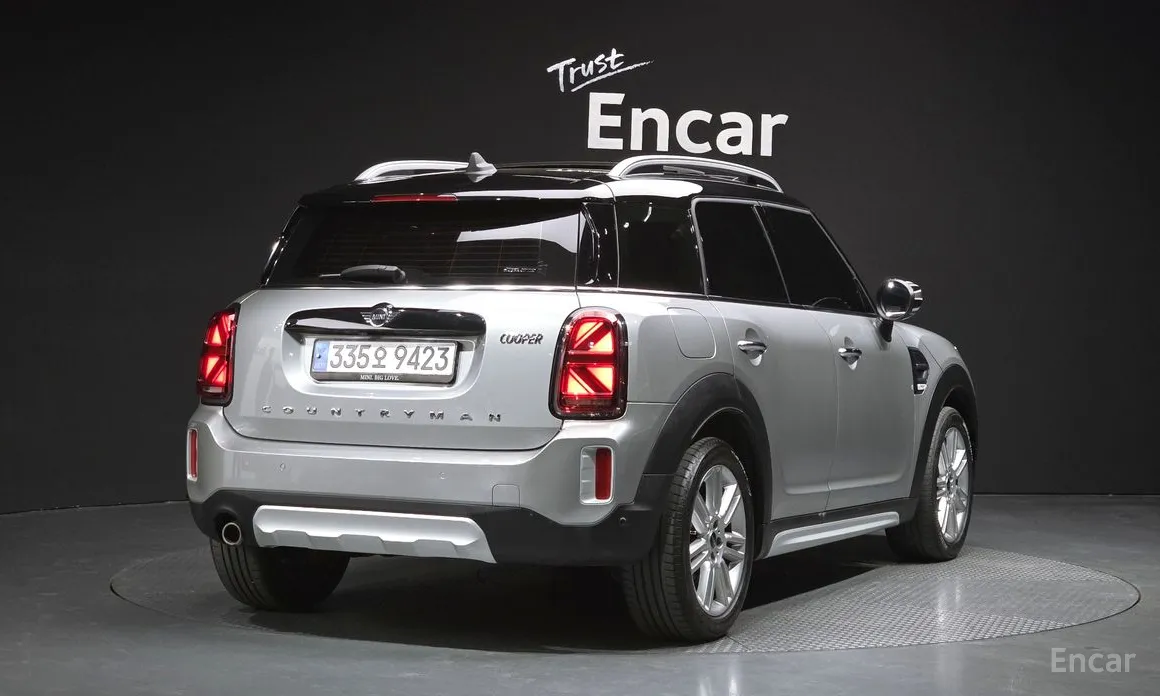 Mini Countryman 2011 Classic Plus Launch Pack