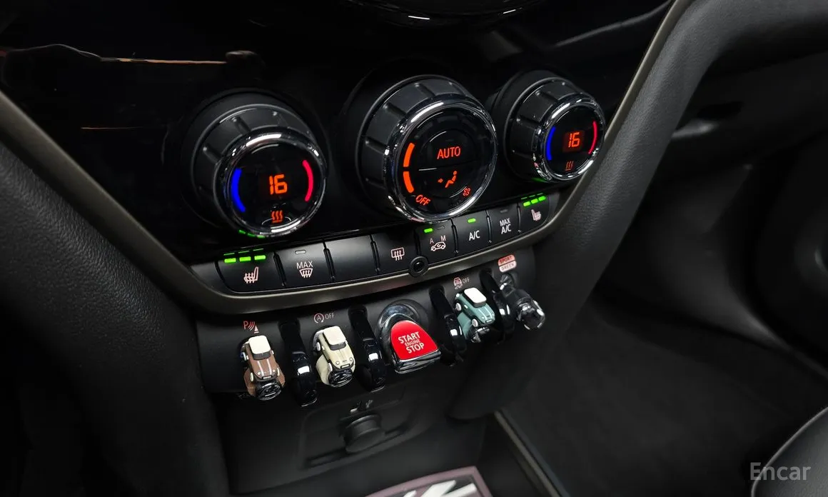 Mini Countryman 2011 Classic Plus Launch Pack