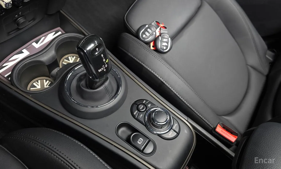 Mini Countryman 2011 Classic Plus Launch Pack