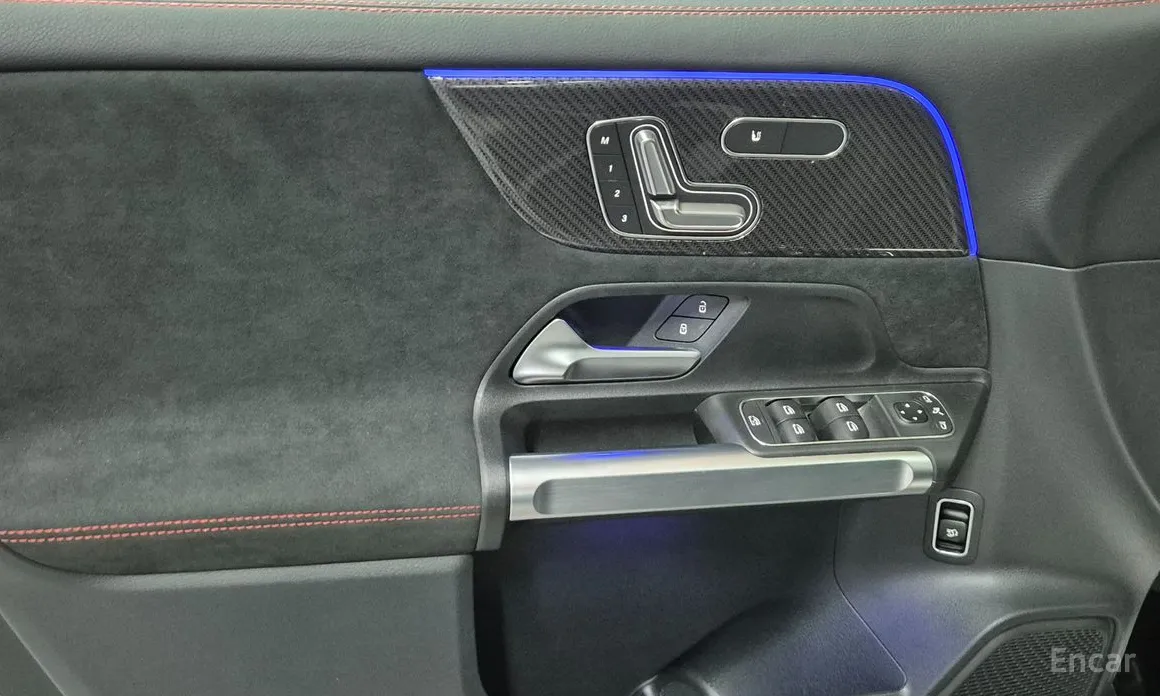 Mercedes-Benz GLB-Class 2020 AMG GLB35 4MATIC