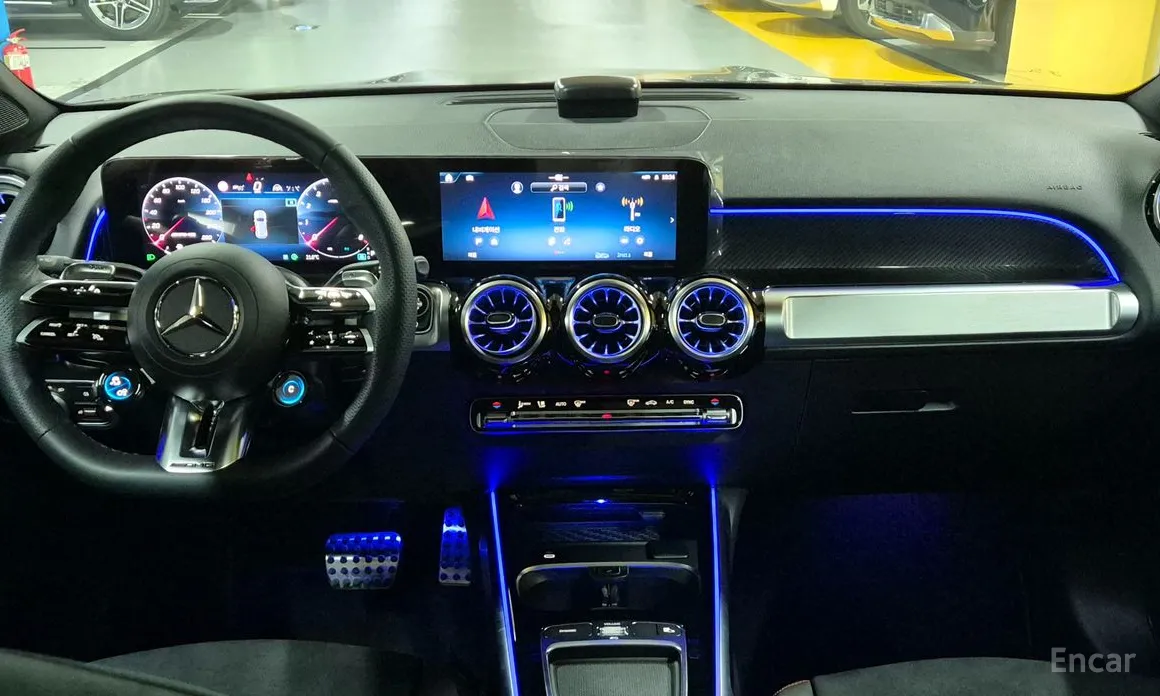 Mercedes-Benz GLB-Class 2020 AMG GLB35 4MATIC