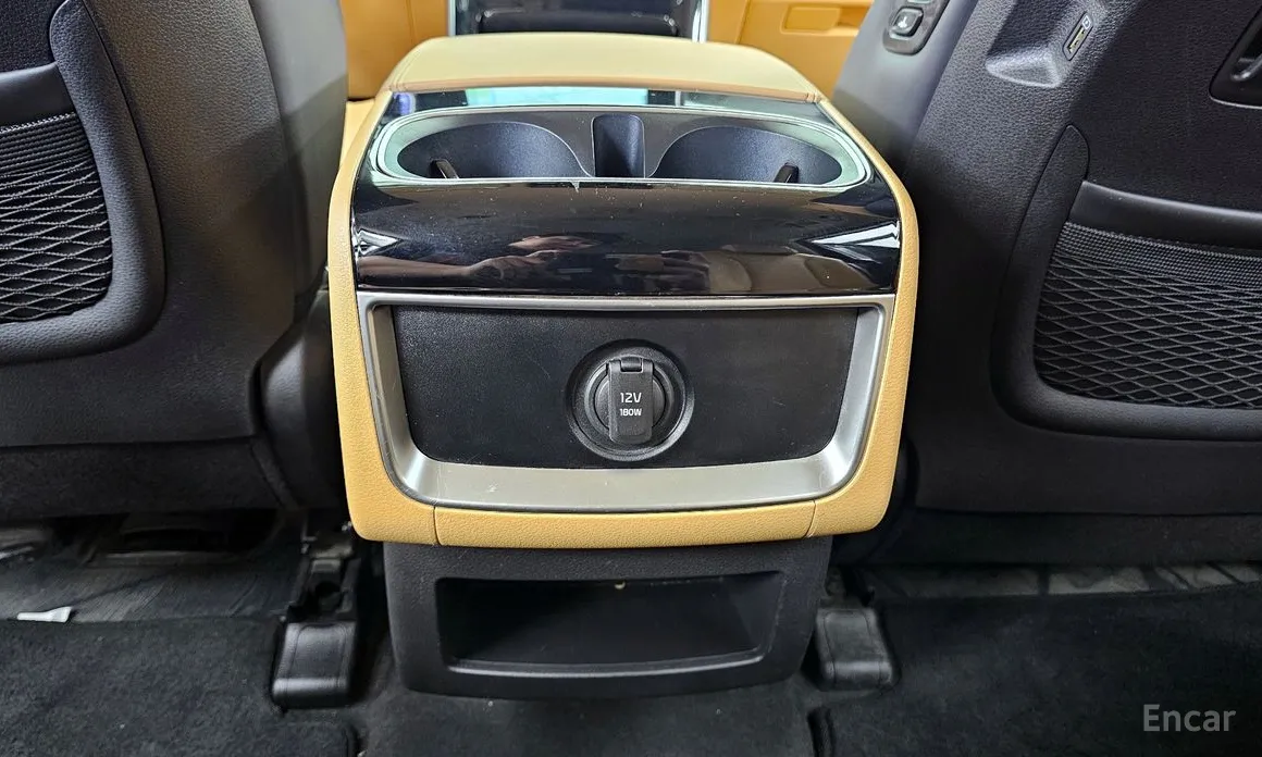 Фото 19 - Kia Carnival