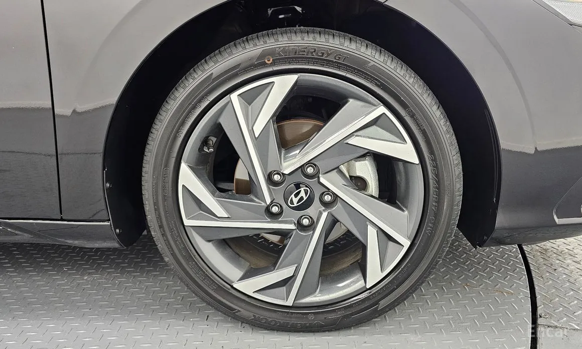 Фото 21 - Hyundai Avante