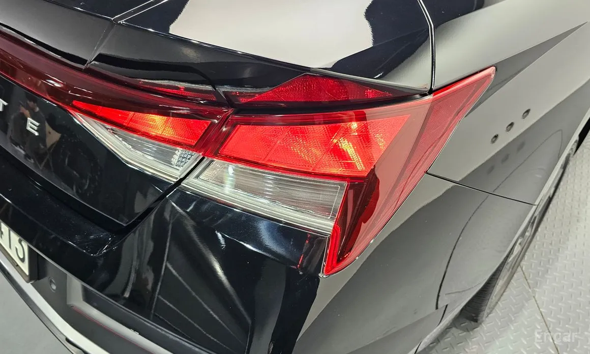 Фото 23 - Hyundai Avante