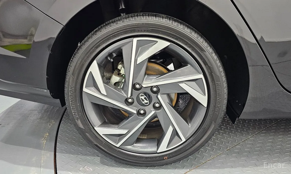 Фото 5 - Hyundai Avante