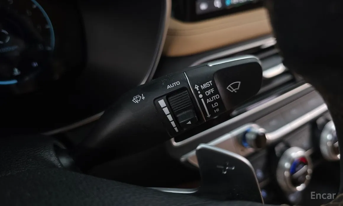 صورة 27 - Genesis G70