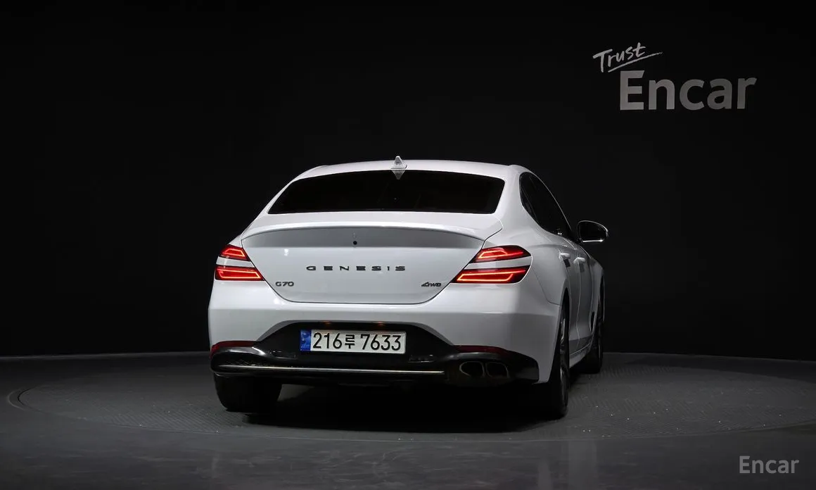 صورة 4 - Genesis G70
