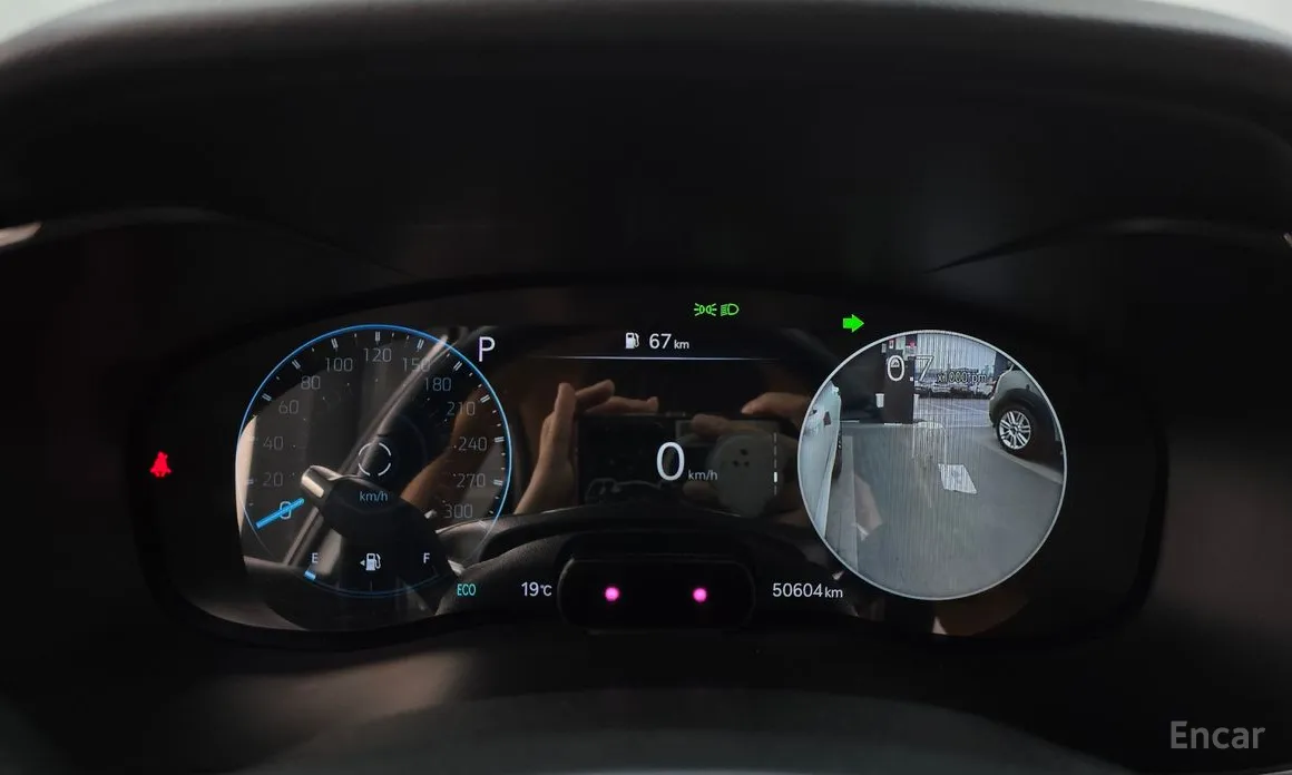 صورة 8 - Genesis G70