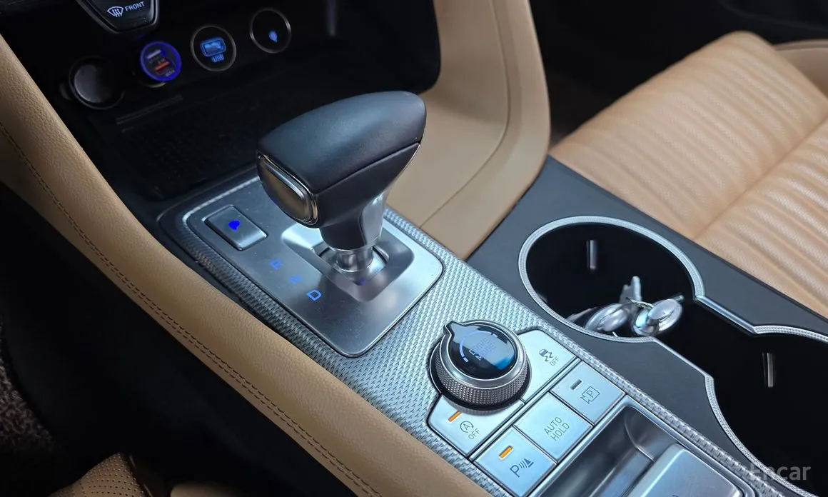 صورة 9 - Genesis G70
