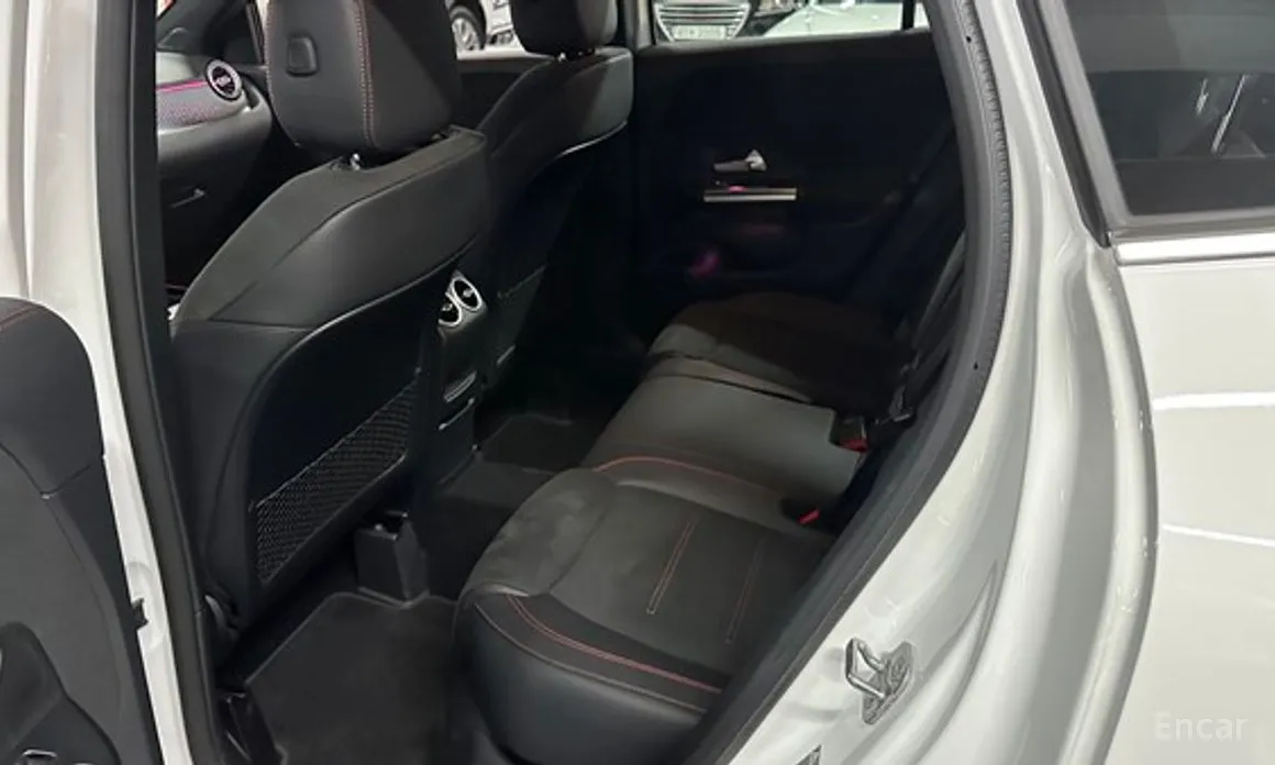 Mercedes-Benz GLA-Class 2020 GLA250 4MATIC