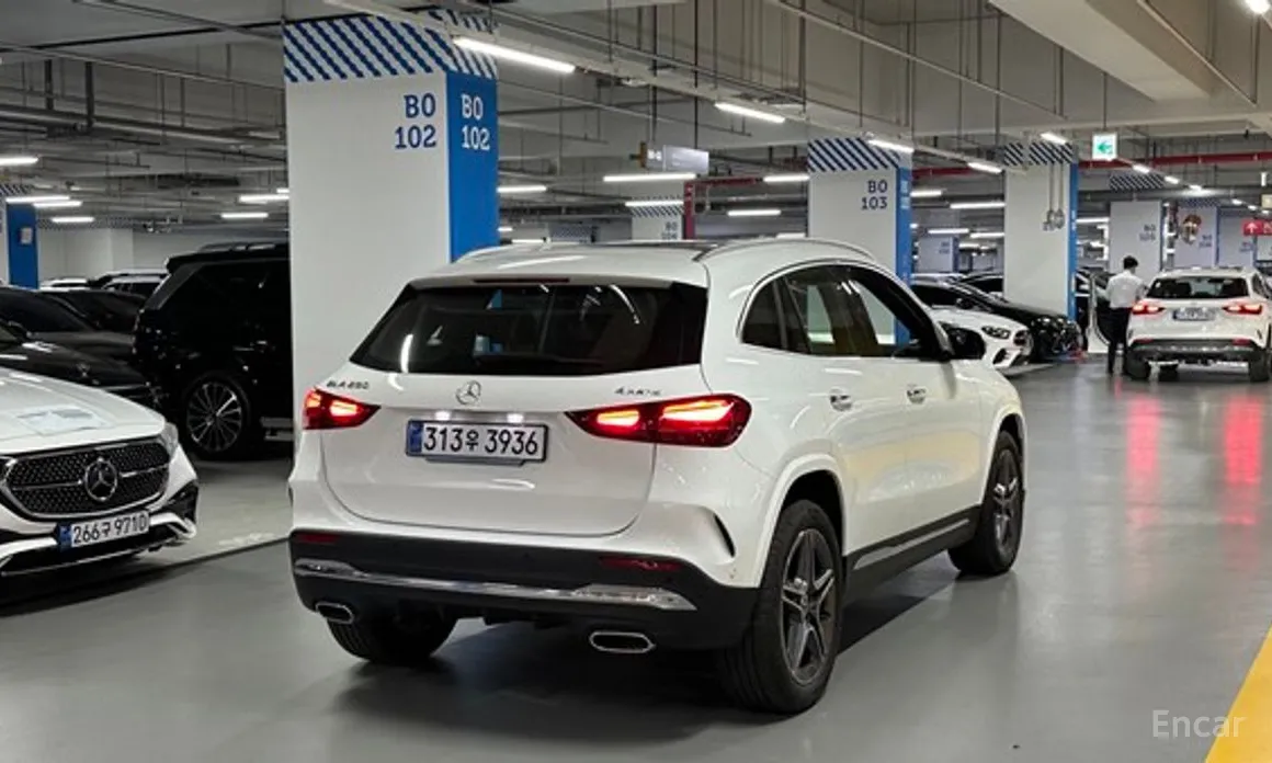 Mercedes-Benz GLA-Class 2020 GLA250 4MATIC