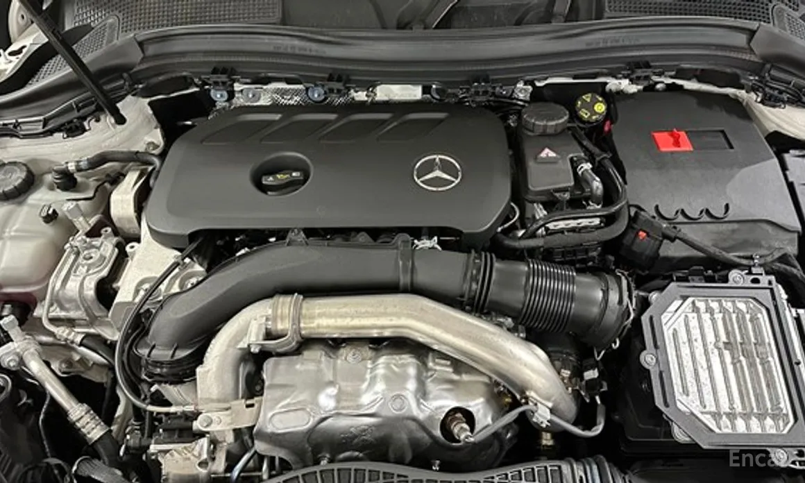 Mercedes-Benz GLA-Class 2020 GLA250 4MATIC