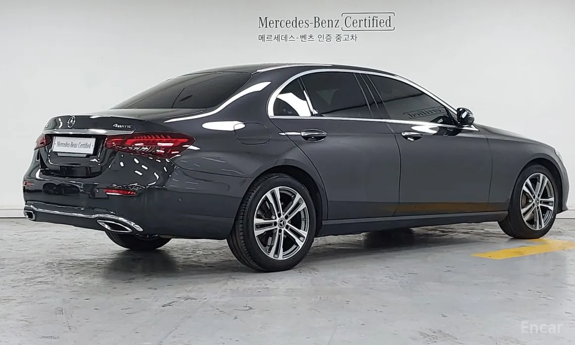 Фото 2 - Mercedes-Benz E-Class