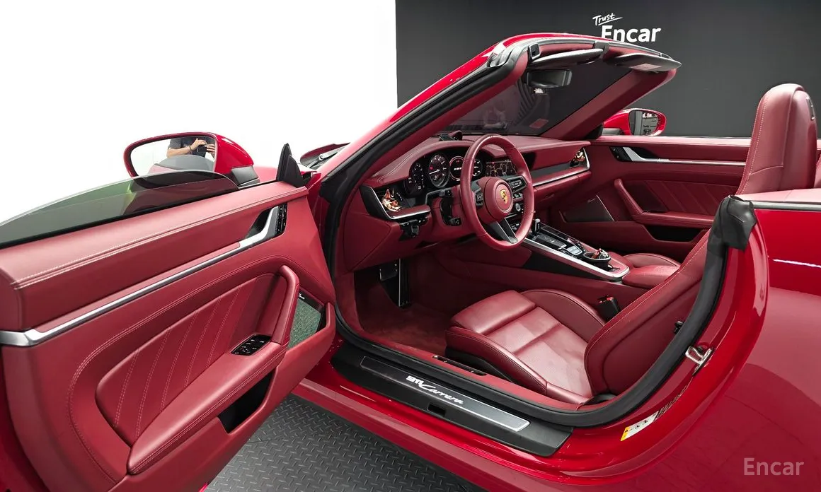 Porsche 911 2019 Carrera Cabriolet