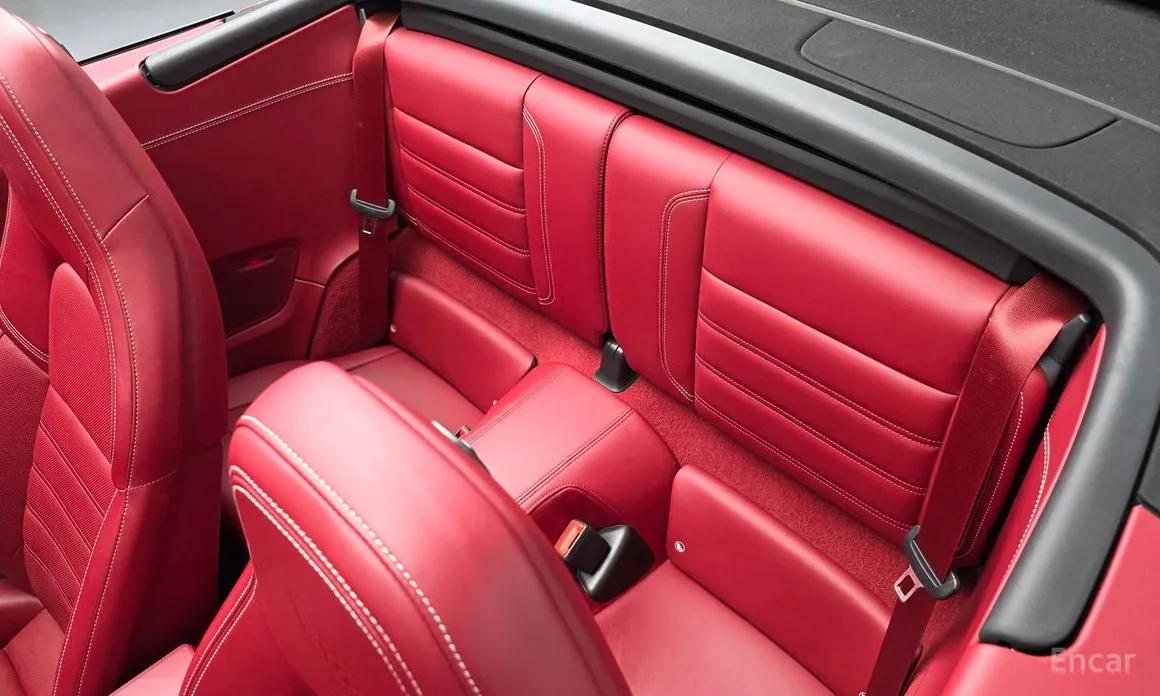 Porsche 911 2019 Carrera Cabriolet